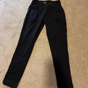 Women Mountain Hardware light jogger pants XSmall